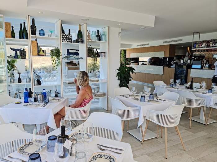 Alcazaba Vive Lagoon Restaurant