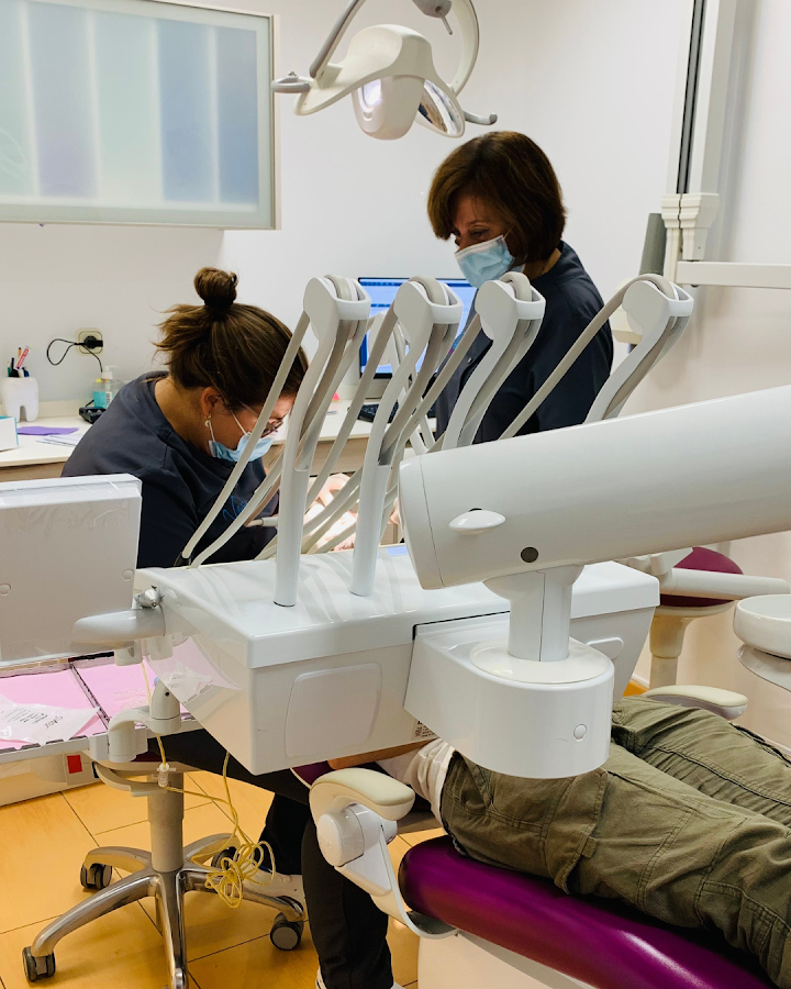Clínica Dental Villalón | Dentista en Antequera