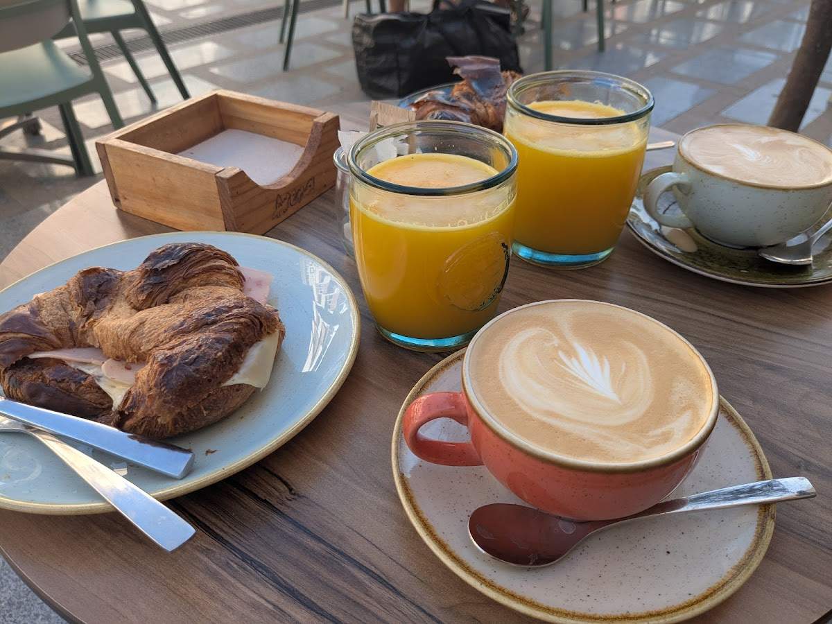 Arena Sweet & Coffee