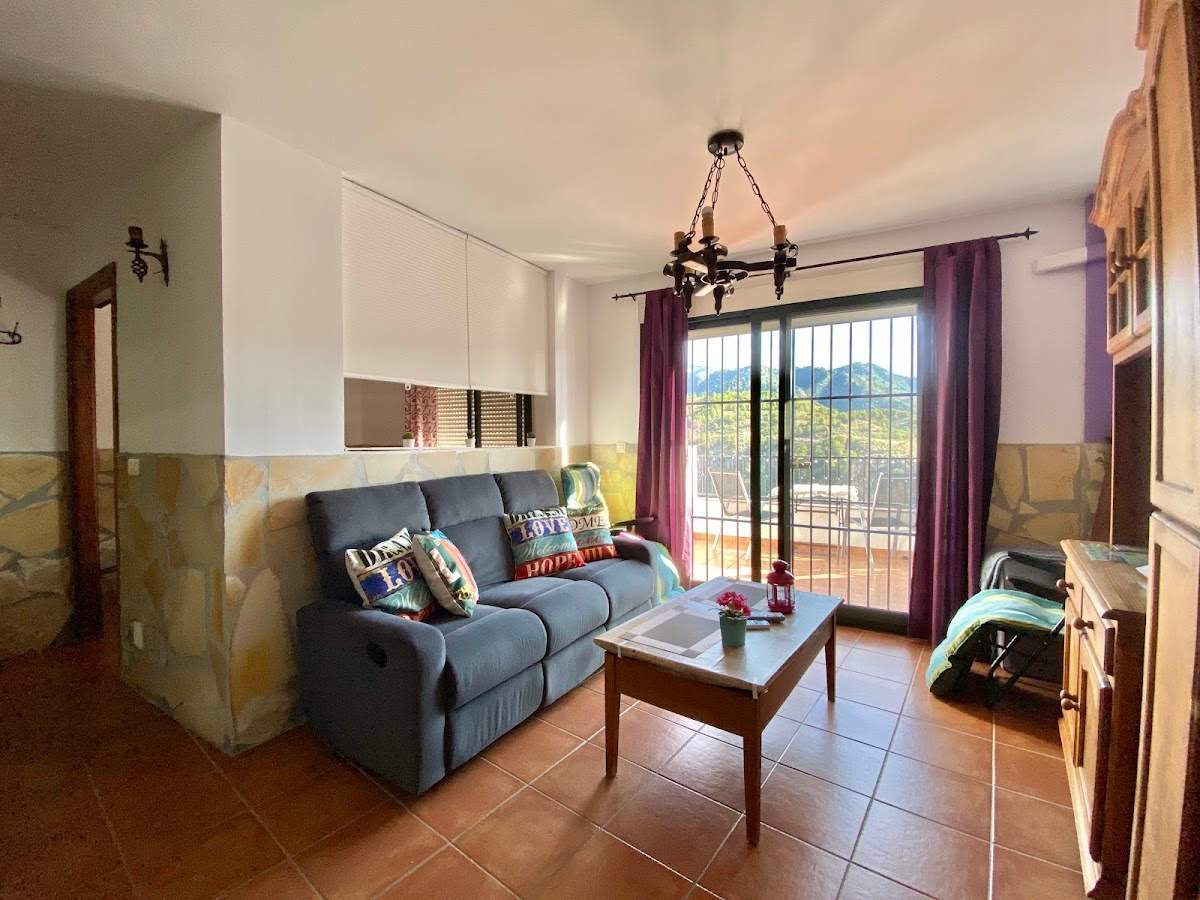 APARTAMENTOS TURÍSTICOS AXARQUIA 1