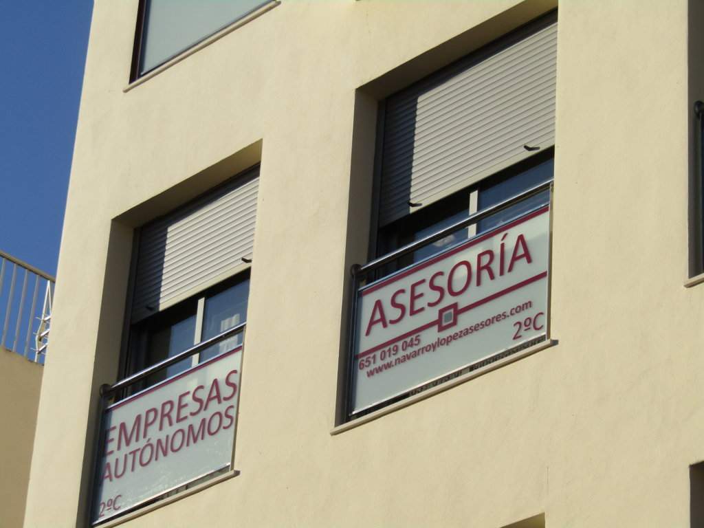 NAVARRO Y LOPEZ ASESORES