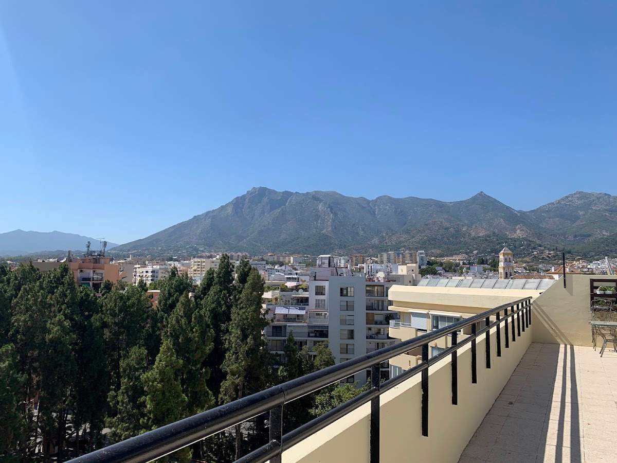 Cosmopolitan Properties - Inmobiliaria Marbella Villas