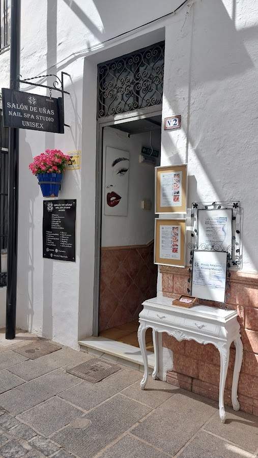 Nail Spa Studio Unisex, Manos Creaciones