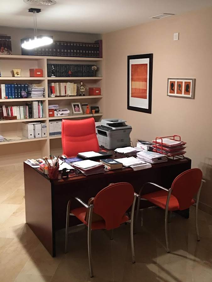 Del Pino-Sevillano. Abogados