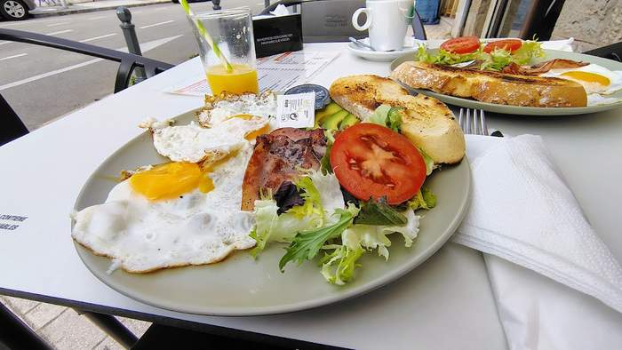 Pinoleras Café y Tapas