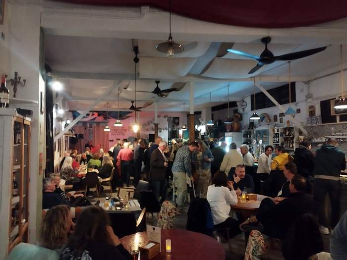 La Carpinteria Bar