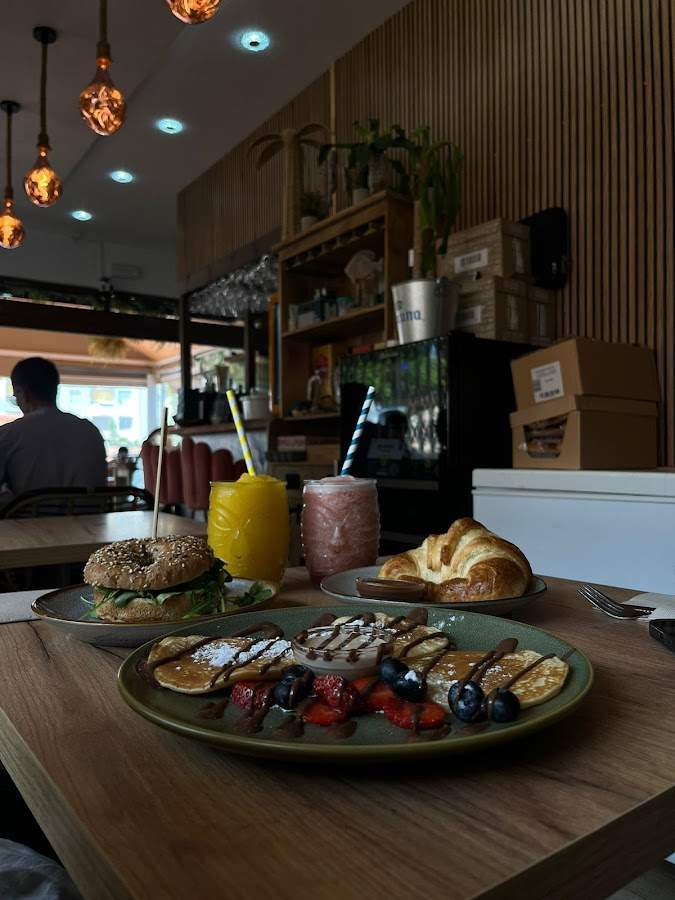 Bohemio Coffee & Brunch