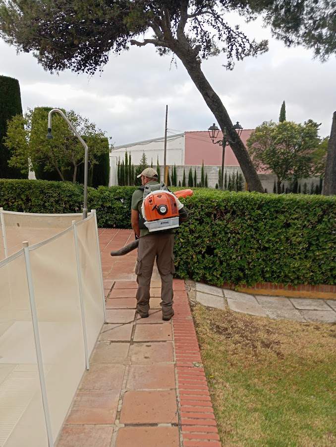 JARDINERÍA EL ALMENDRAL