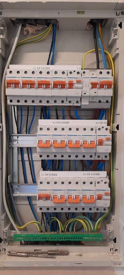 INSTESOL electricidad