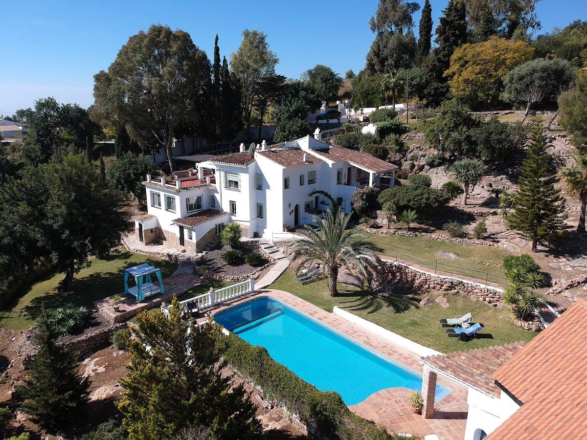 Villa Morera Bed & Breakfast