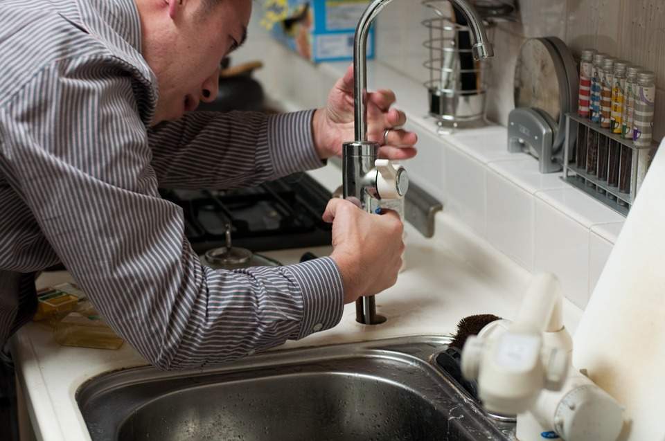 FONTANERO 24H PLUMBER