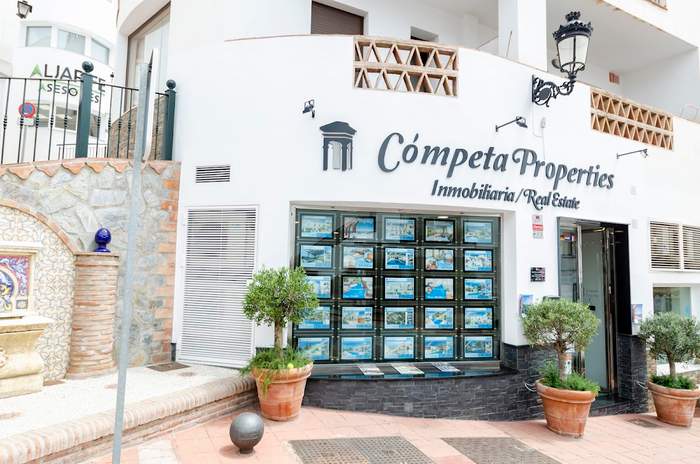 Competa Properties