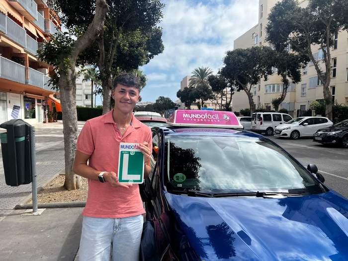 Autoescuela Mundo Fácil
