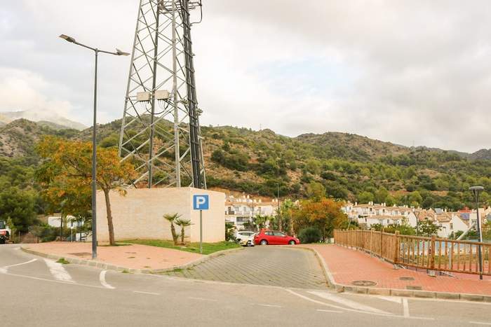 Public parking Sendero Los Monjes