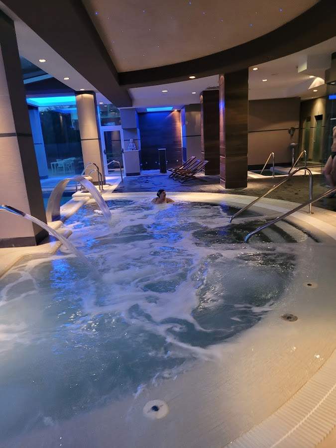 Hydros Spa