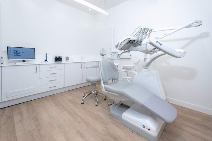 CLÍNICA DENTAL OC CLINIC DRA MARIAN ORTIZ TORREMOLINOS