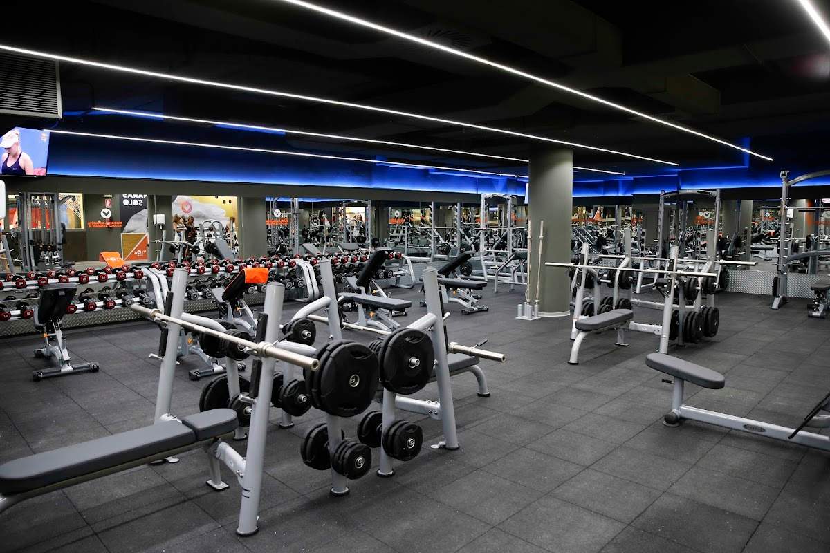 Gimnasio VivaGym Málaga Centro