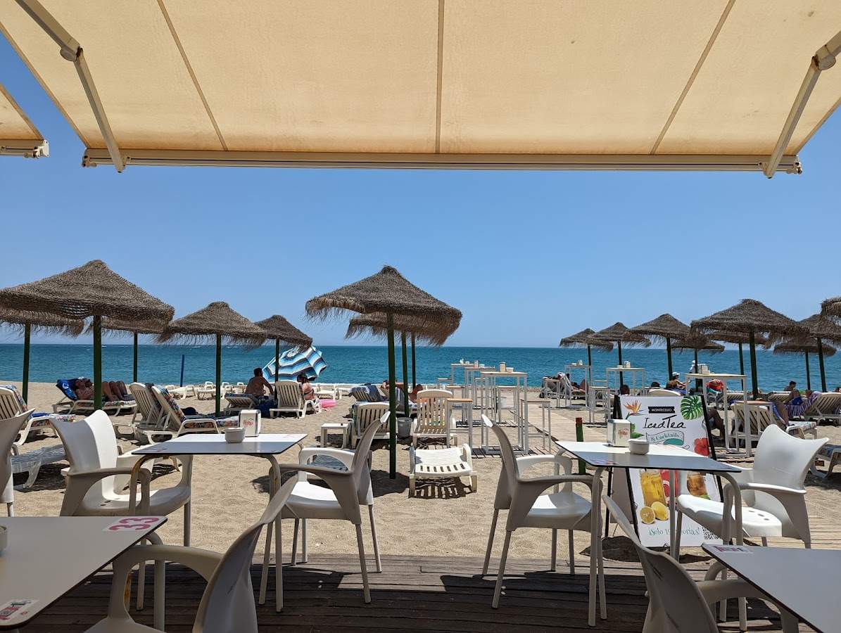 Bar Bikini Beach