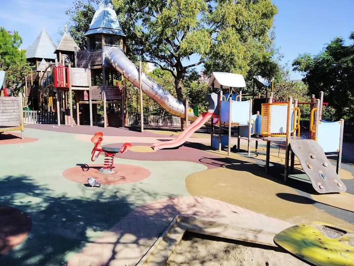 Parque infantil público "La Paloma I"