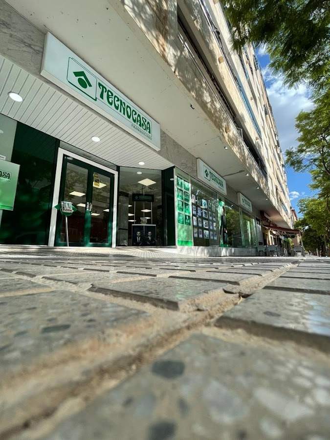 Tecnocasa agencia inmobiliaria