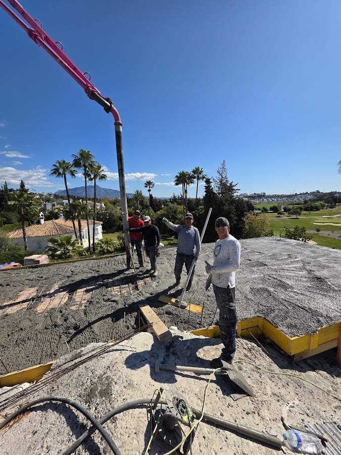 Vanguardia Obras Integrales R&A S.L.