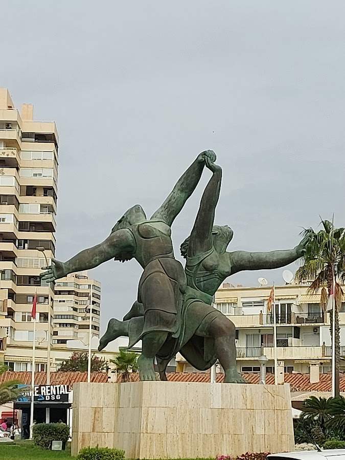 TORREMOLINOS STATUE BULL