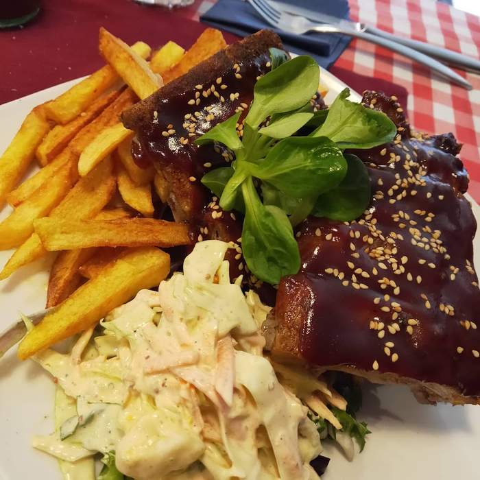 Bistro 6