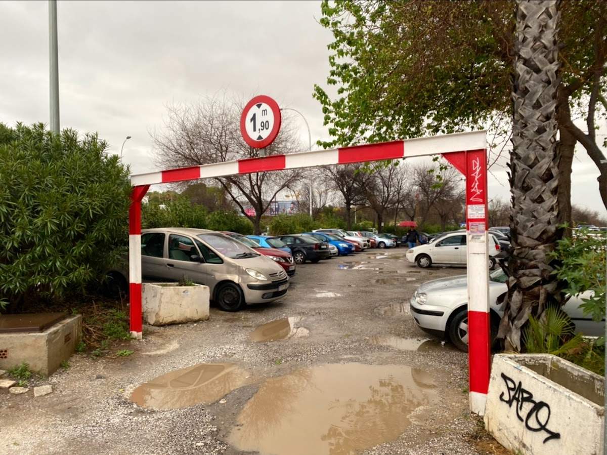 Free Public Car Park