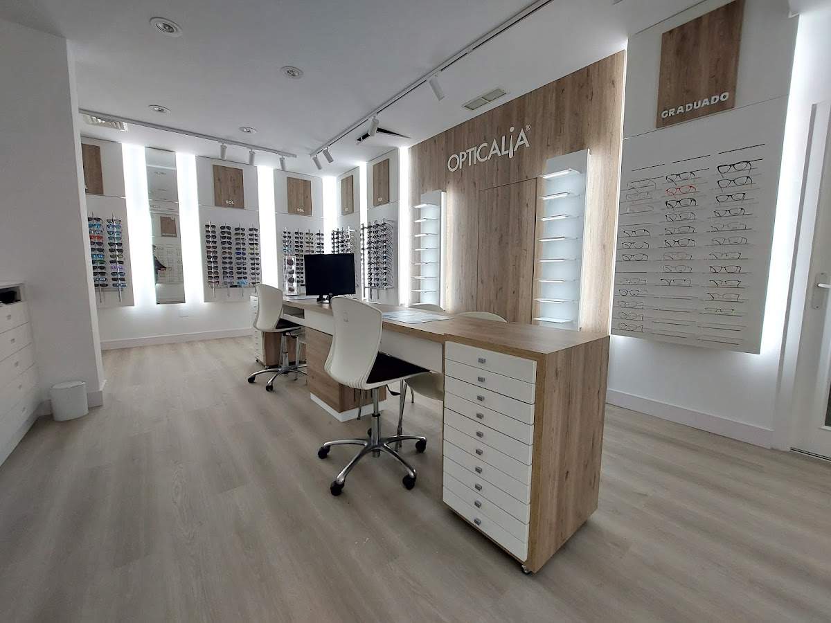 Opticalia Hernandez