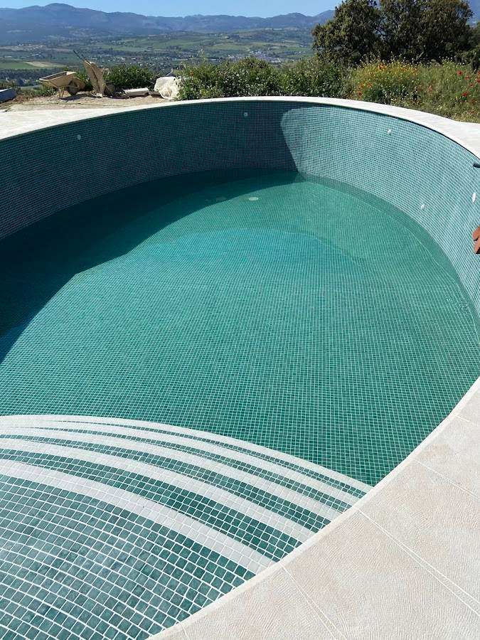 J.M.G CONSTRUCCIONES Spanish Sur S.l.u