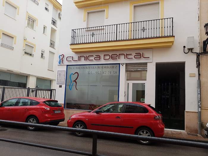 Clinica Dental Dr.Carlos Rivera
