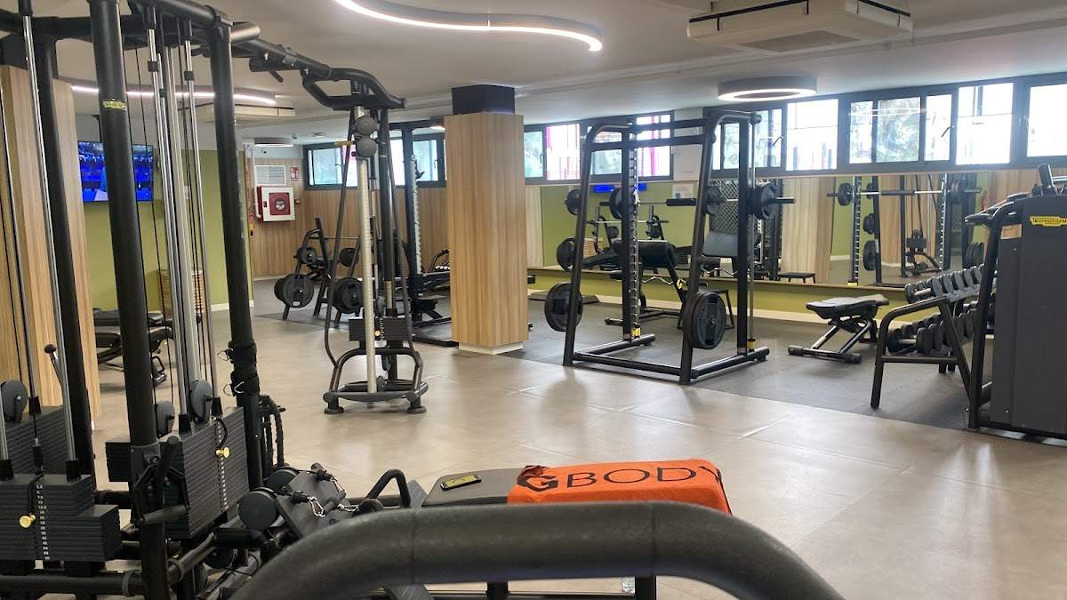 León 13 Fitness Club