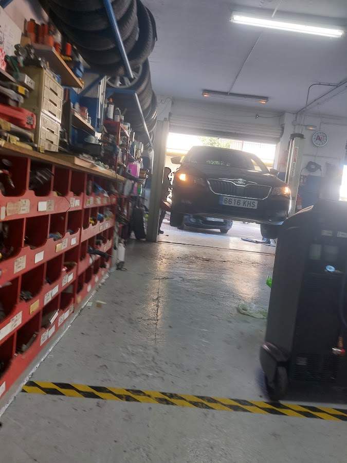 Car service AutoBlue Mecanica en general