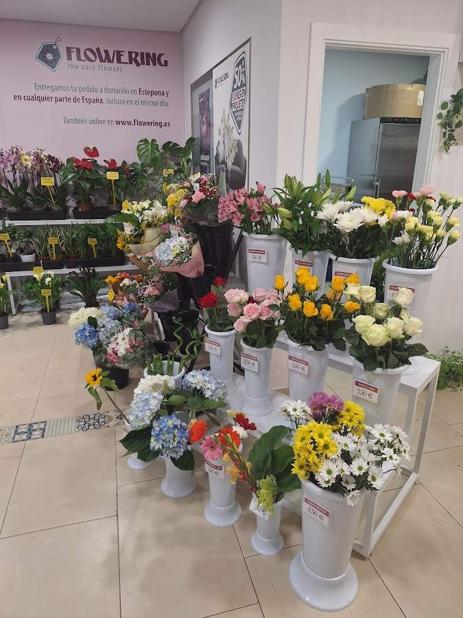 FLOWERING floristería