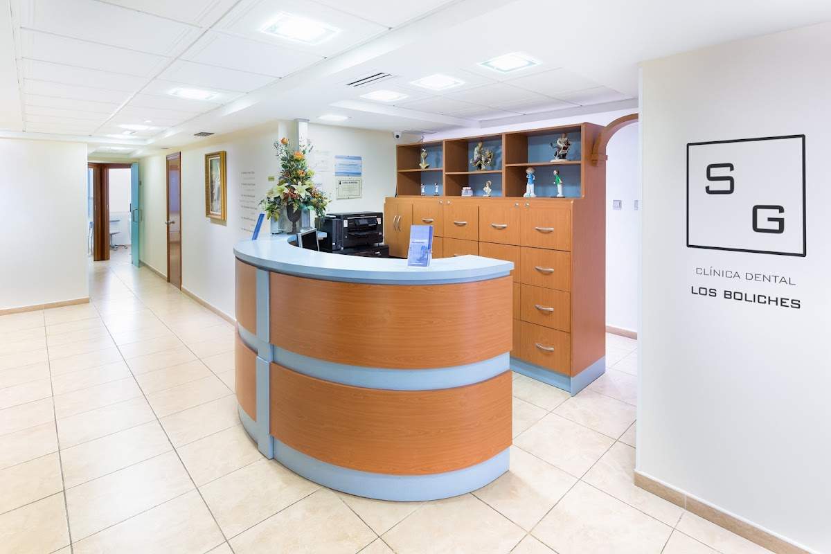 Clínica Dental Los Boliches
