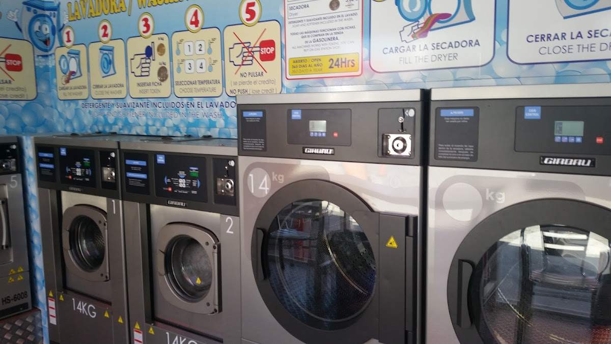 Lavandería Autoservicio 24h CEPSA AXARQUIA