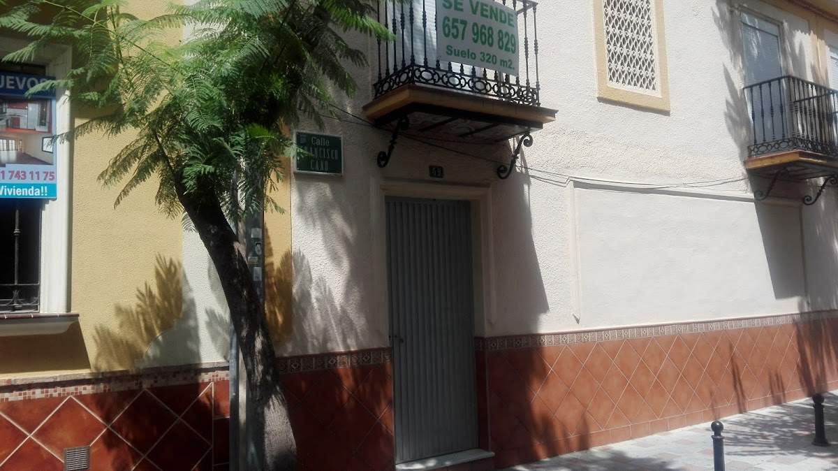 Mango Apartments