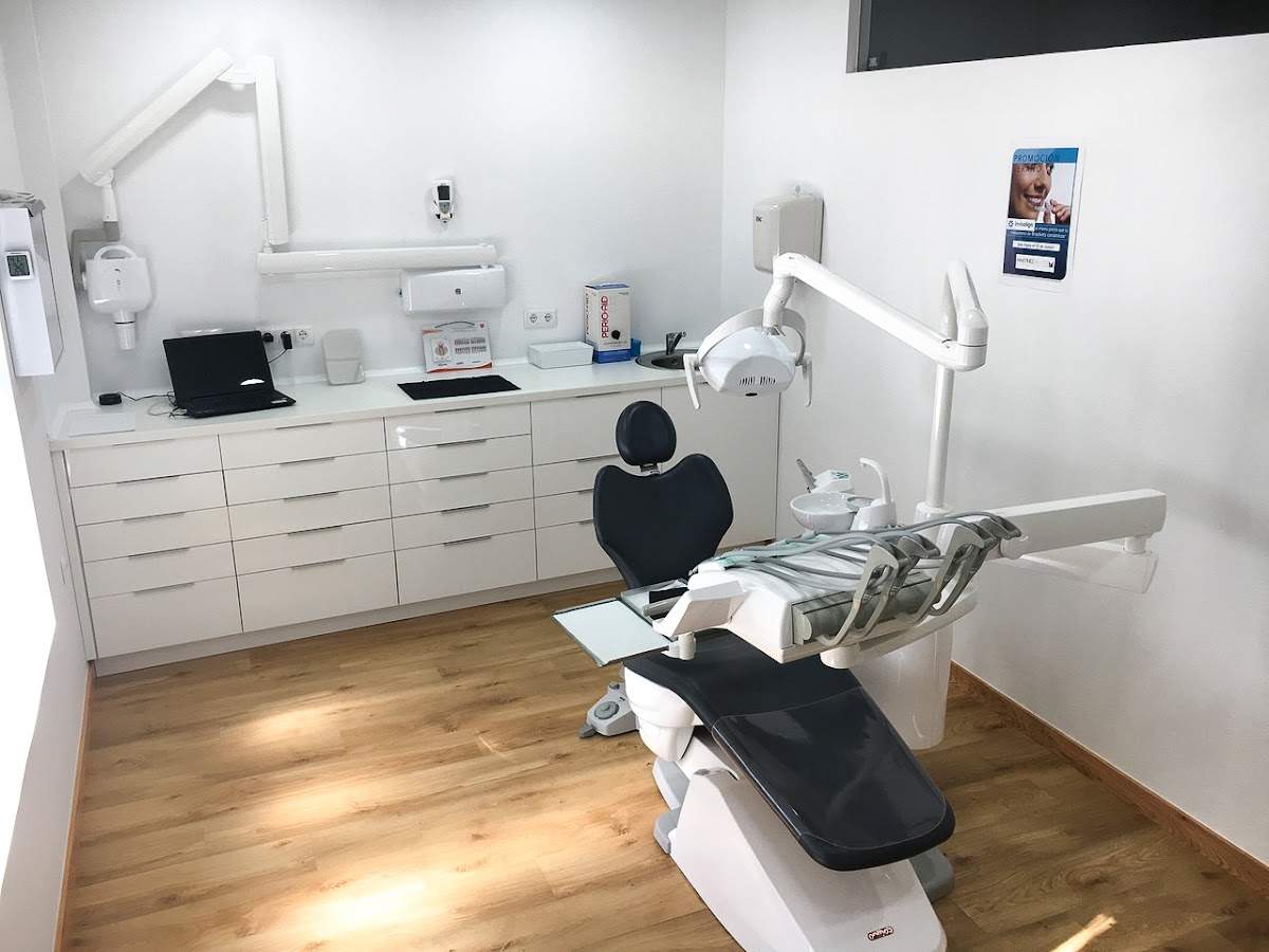 Martínez Avilés Clínica Dental