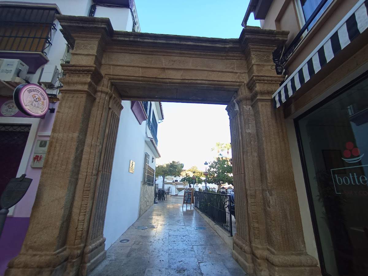 Arco de San Carlos