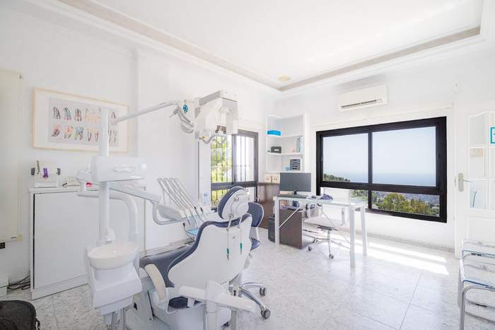 Clínica Dental & Medicina Estética GRANADO RISTORI