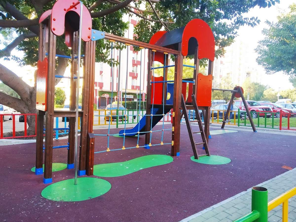 Parque Infantil Público "Gamonal"