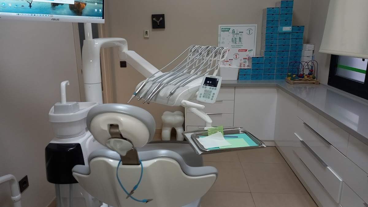 CLINICA DENTAL BORJA ALCOHOLADO