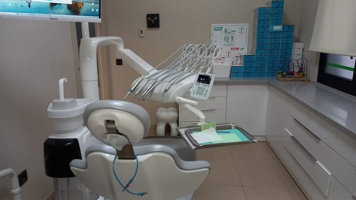 CLINICA DENTAL BORJA ALCOHOLADO
