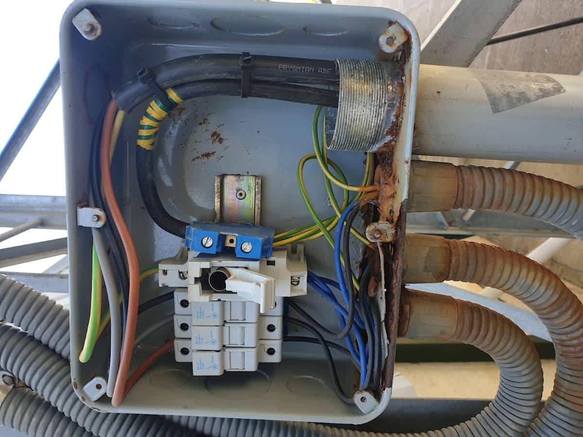 ELECTRO CARIHUELA